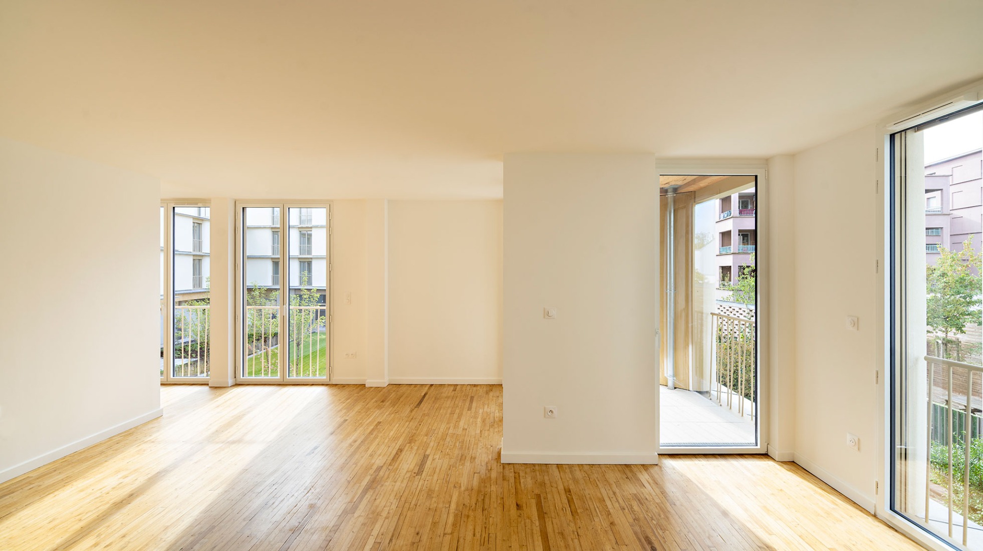 81 housing units by Atelier d’Architecture Ramdam + Palast. Photograph by Javier Callejas.