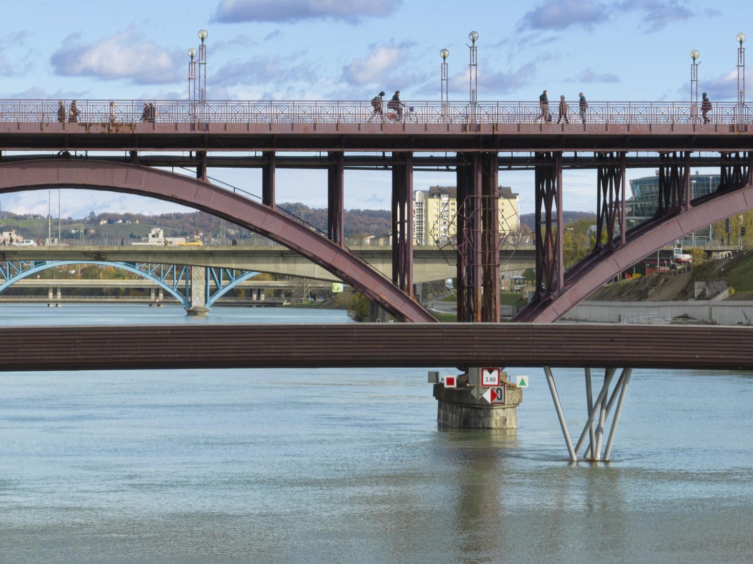 Splavarska Lent Tabor Bridge by Burgos & Garrido. Photograph by Roland Halbe.
