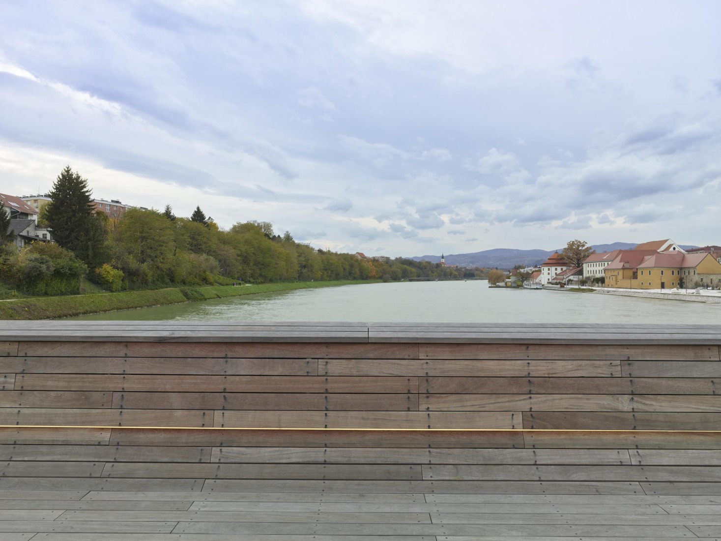 Splavarska Lent Tabor Bridge by Burgos & Garrido. Photograph by Roland Halbe.