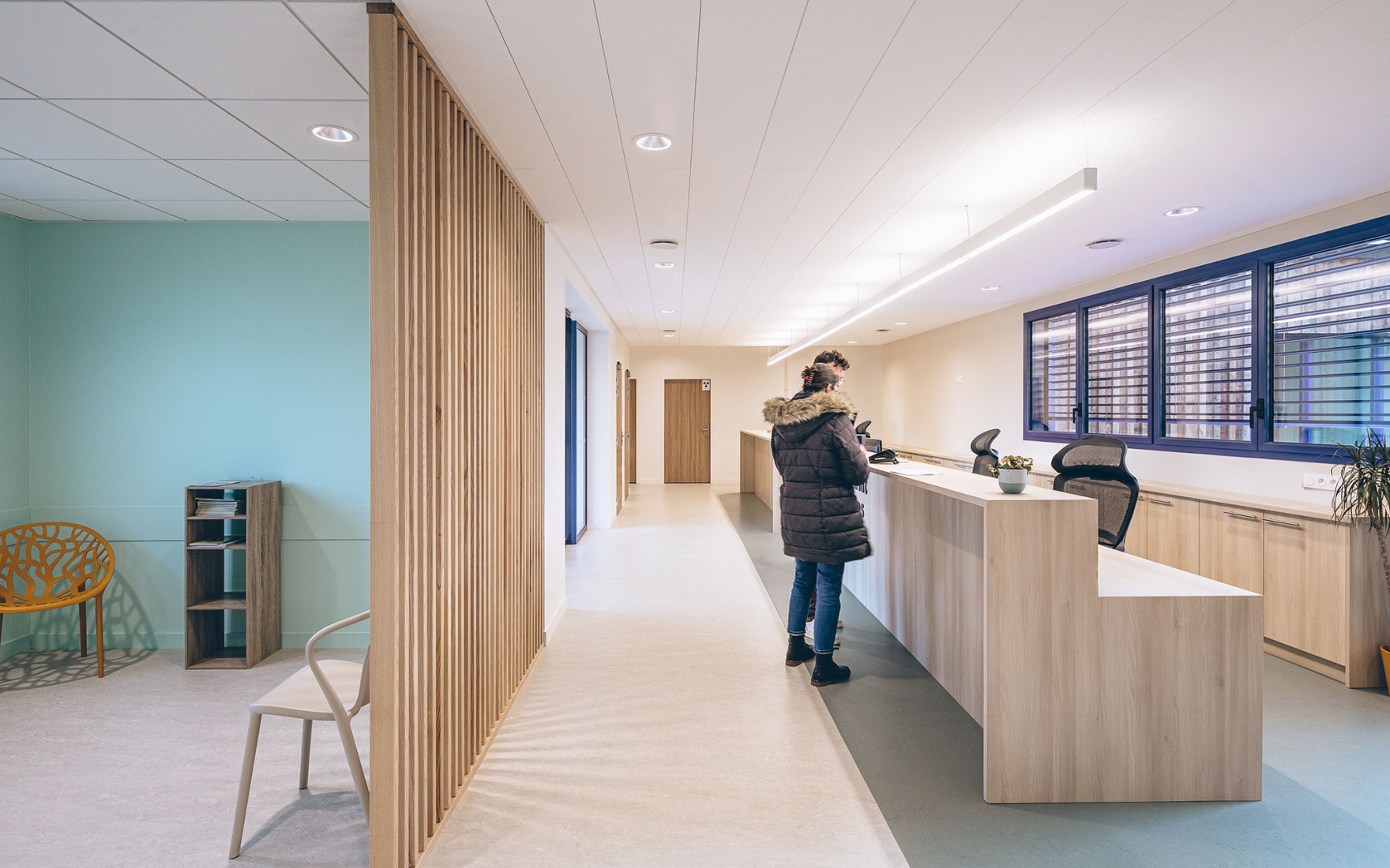 Centro de salud Tremblay Val-Couesnon por Celeste. Fotografía por Eric Sueur.