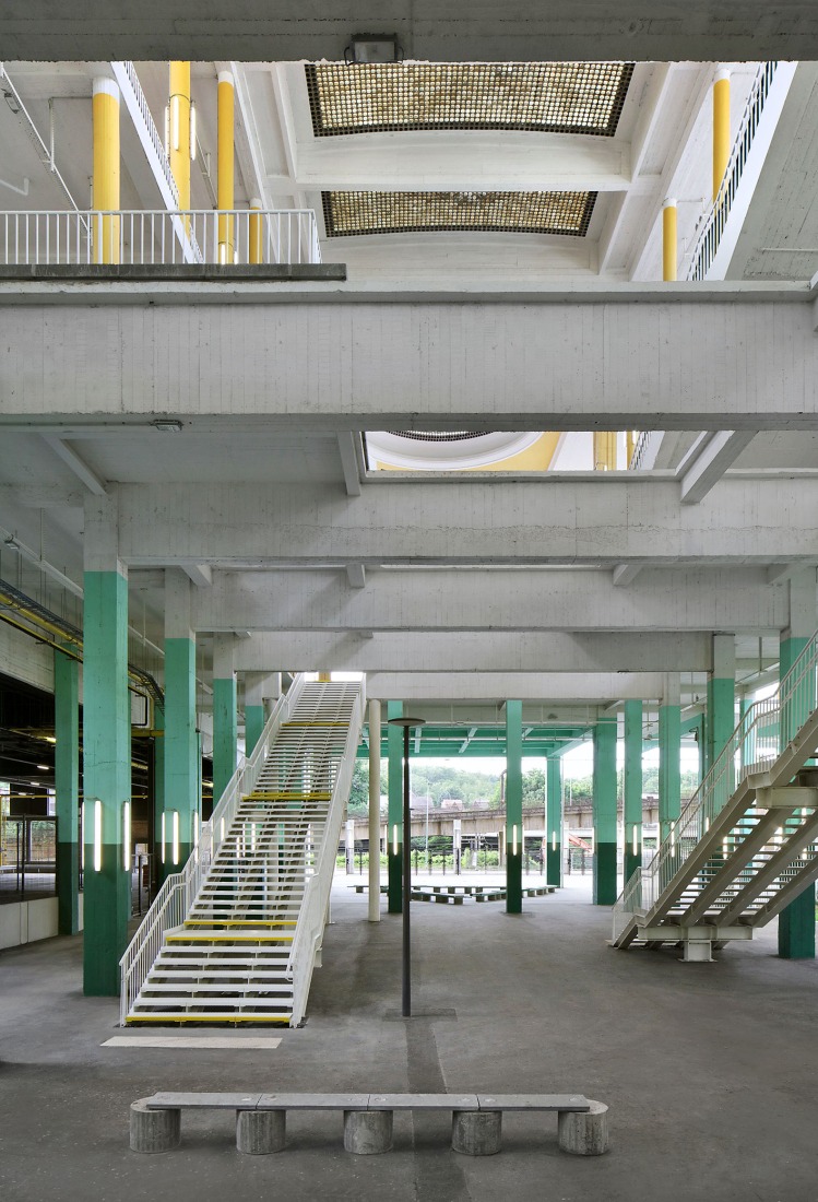 Palacio de Exposiciones de Charleroi por architecten jan de vylder inge vinck y AgwA. Fotografía por Filip Dujardin. 