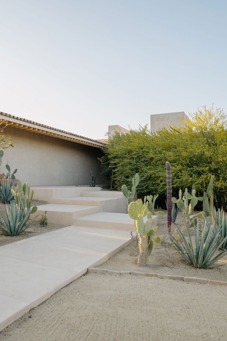 House in Palmilla by Estudio IUAPdA. Photograph by  Ignacio Urquiza Luna Parra.
