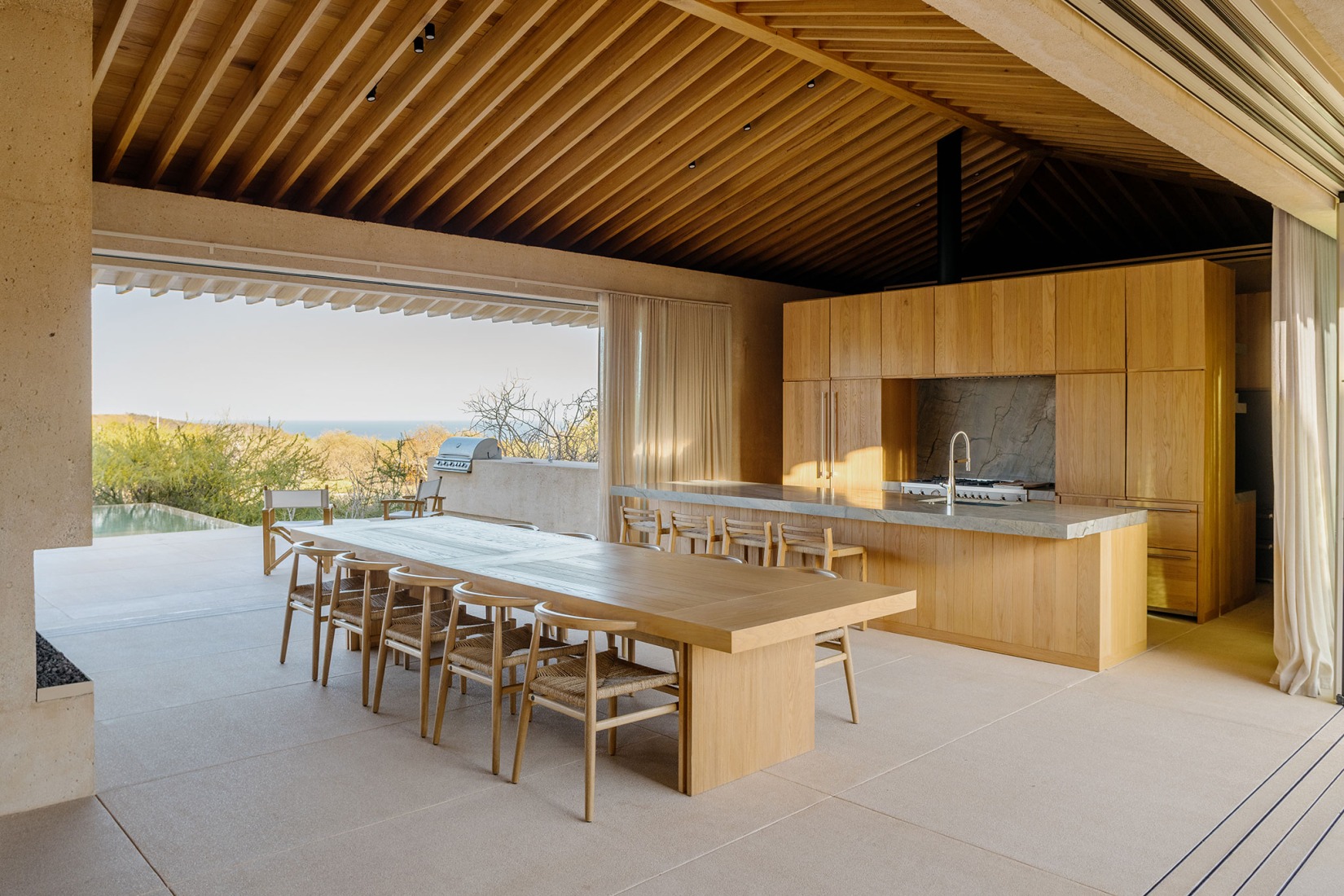 House in Palmilla by Estudio IUAPdA. Photograph by  Ignacio Urquiza Luna Parra.
