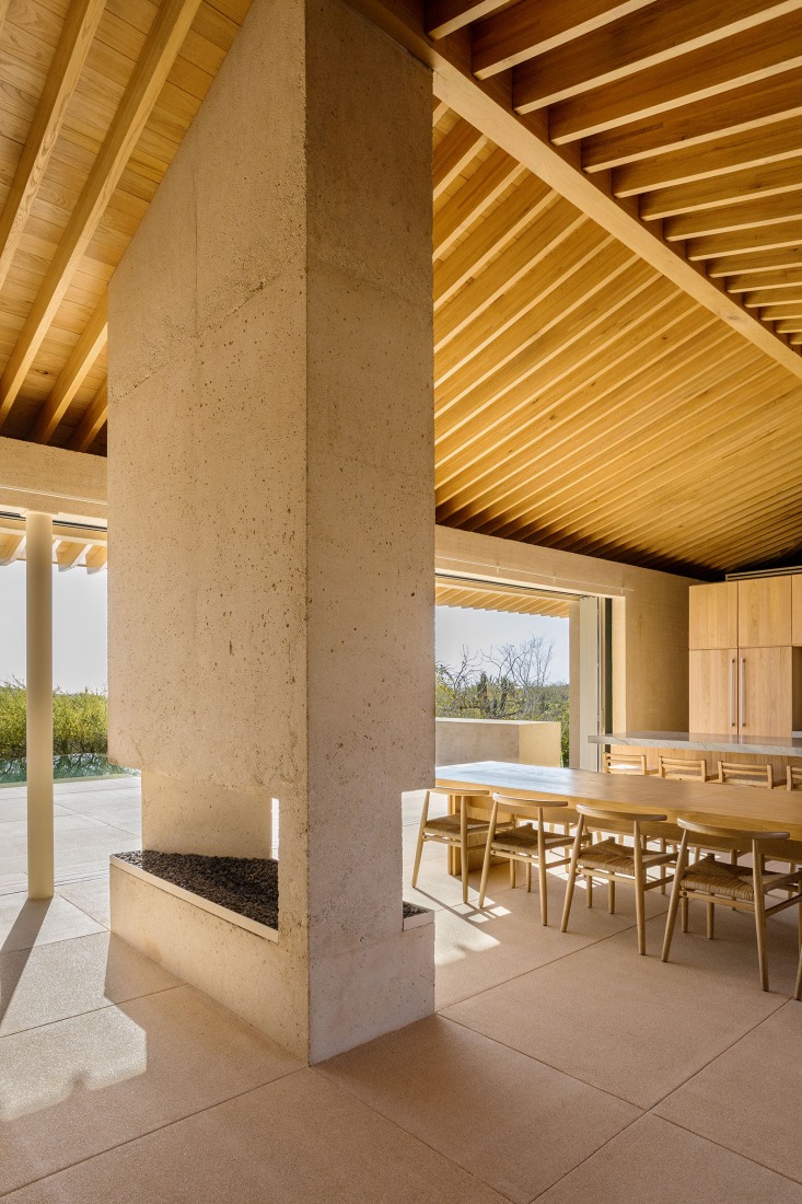 House in Palmilla by Estudio IUAPdA. Photograph by  Ignacio Urquiza Luna Parra.