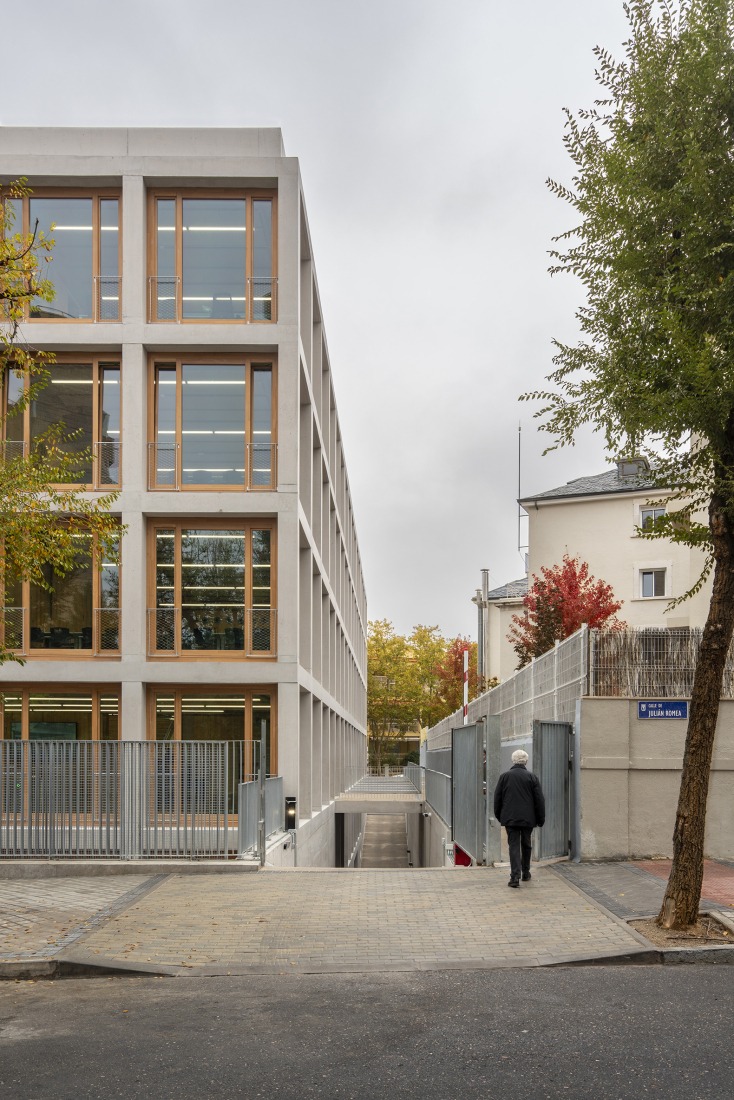 Facultad de Derecho CEU San Pablo por José María Sánchez Arquitectos. Fotografía por Luis Asín.