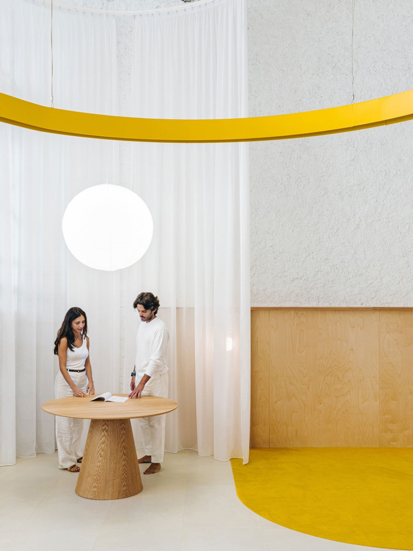 "Curtidores 32" by Jotajotamás. Photograph by Hiperfocal.