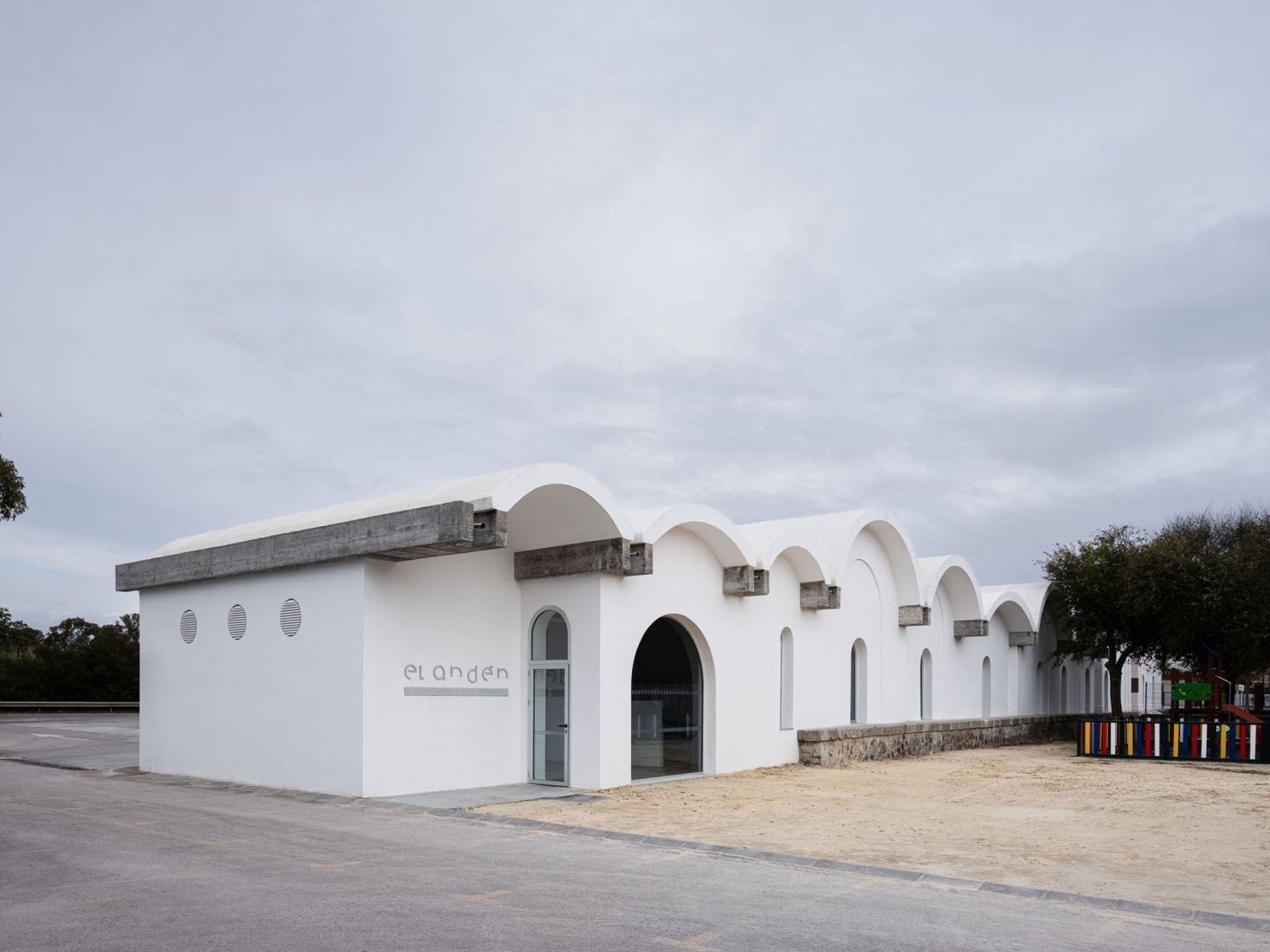 The Platform, community space and music school by Kauh. Photograph by Fernando Alda.