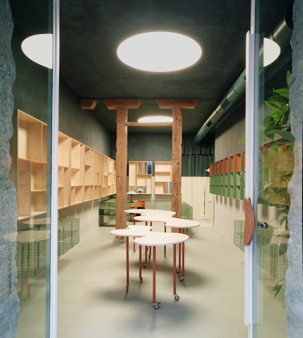 "Laconicum" by Lucas y Hernández-Gil. Photograph by José Hevia.