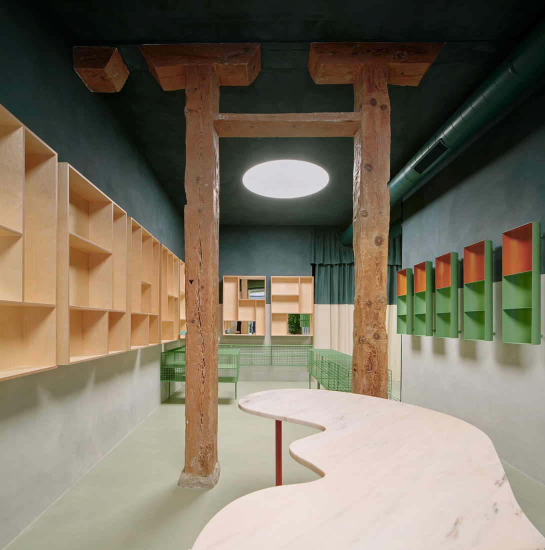 "Laconicum" by Lucas y Hernández-Gil. Photograph by José Hevia.