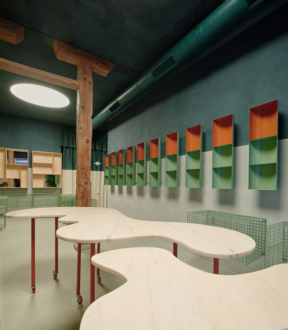 "Laconicum" by Lucas y Hernández-Gil. Photograph by José Hevia.