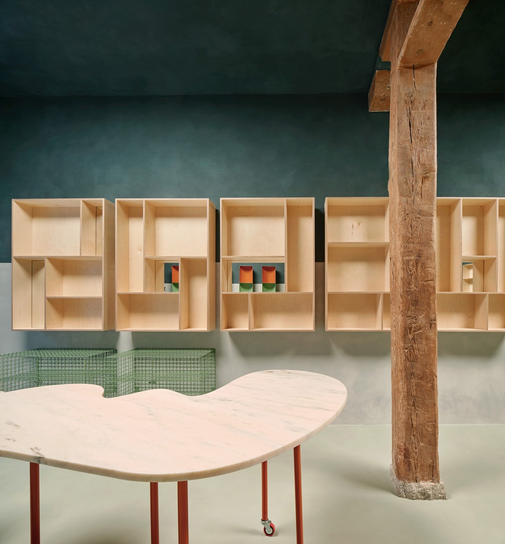 "Laconicum" by Lucas y Hernández-Gil. Photograph by José Hevia.