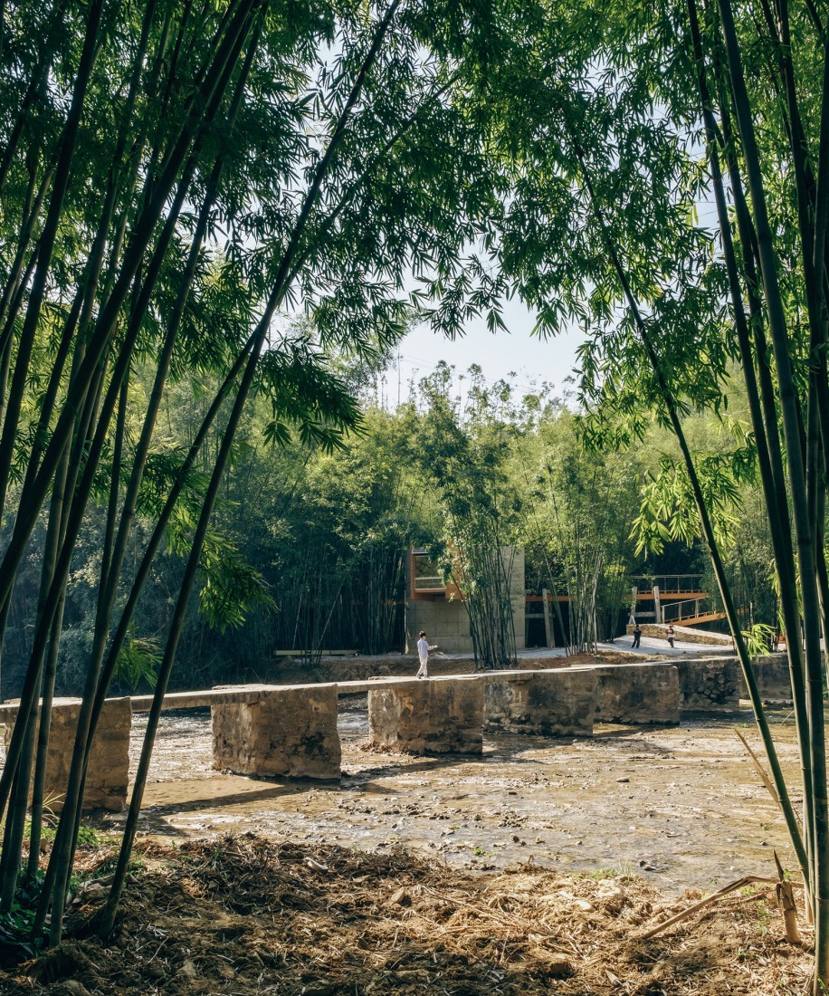 Micromuseo de puentes históricos vernáculos de Huizhou por LUO studio. Fotografía por Zhu Yumeng.