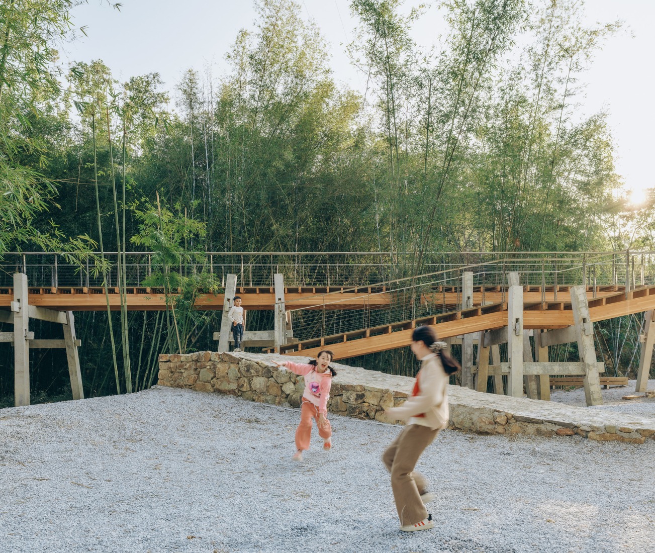 Micromuseo de puentes históricos vernáculos de Huizhou por LUO studio. Fotografía por Zhu Yumeng.