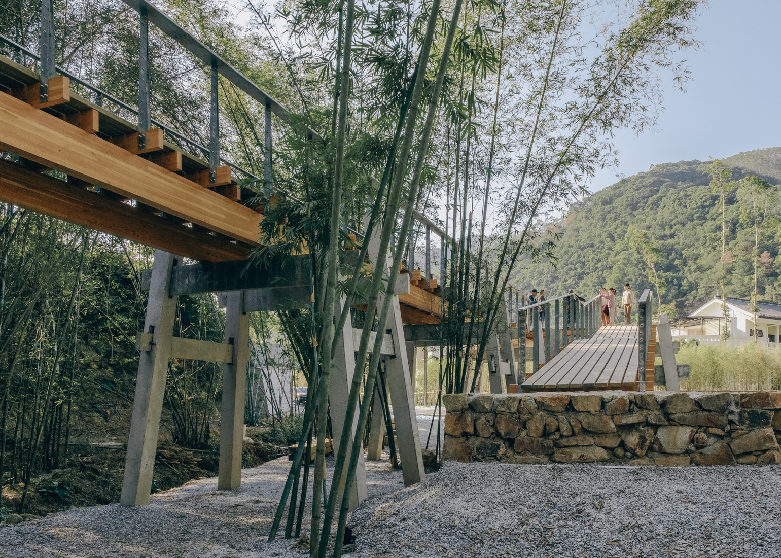 Micromuseo de puentes históricos vernáculos de Huizhou por LUO studio. Fotografía por Zhu Yumeng.