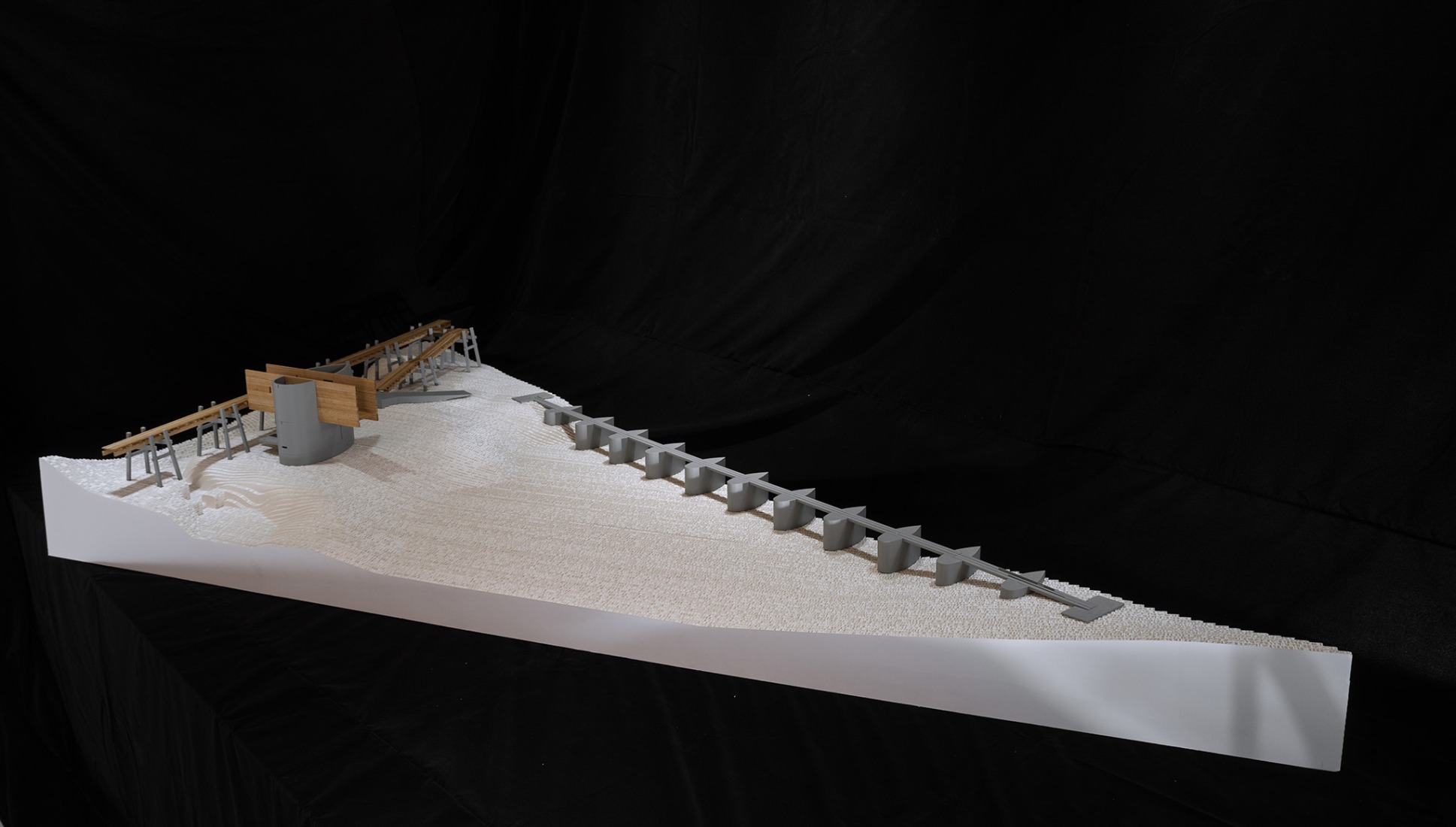 Maqueta. Micromuseo de puentes históricos vernáculos de Huizhou por LUO studio. Fotografía por Jin Weiqi.