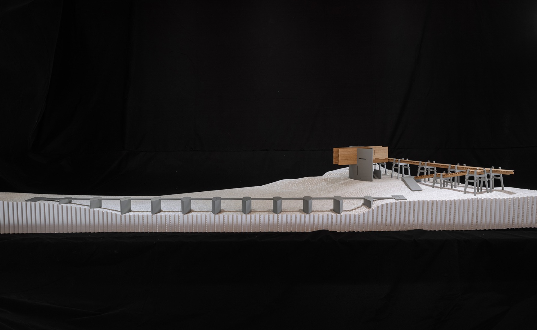 Maqueta. Micromuseo de puentes históricos vernáculos de Huizhou por LUO studio. Fotografía por Jin Weiqi.