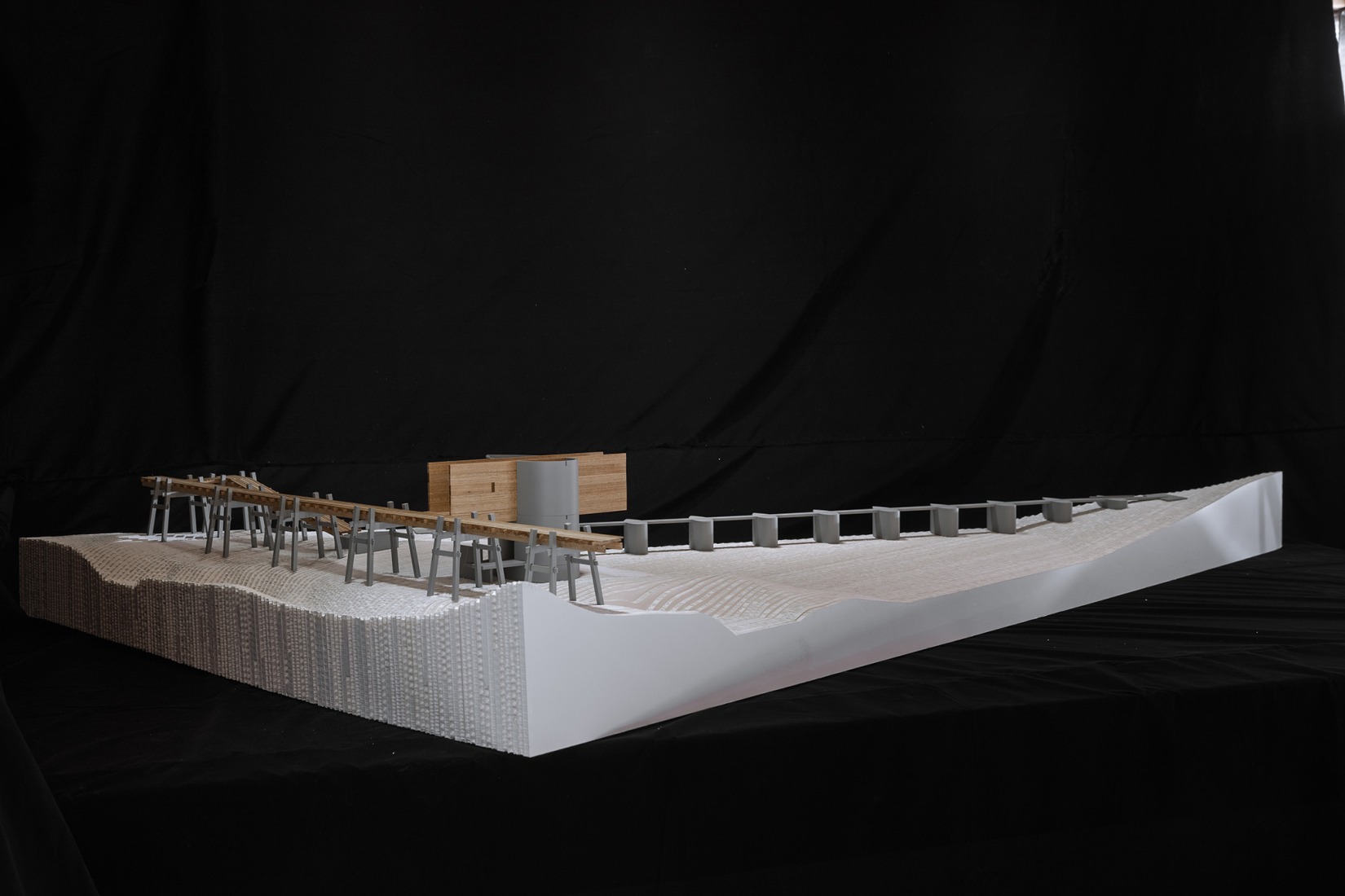 Maqueta. Micromuseo de puentes históricos vernáculos de Huizhou por LUO studio. Fotografía por Jin Weiqi.