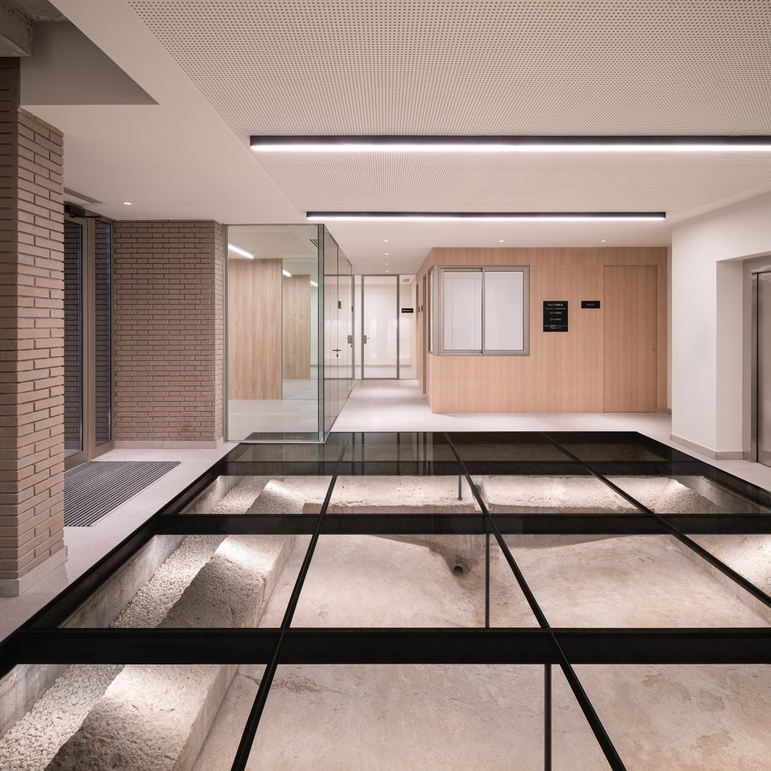 Centro Cultural «Los Lavaderos» por Módulo Arquitectos + AMD Arquitectos. Fotografía por Gabriel Gallegos Alonso.