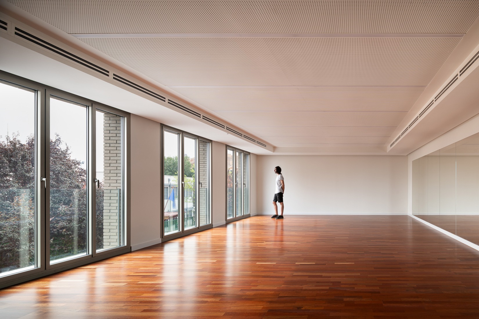 Centro Cultural «Los Lavaderos» por Módulo Arquitectos + AMD Arquitectos. Fotografía por Gabriel Gallegos Alonso.