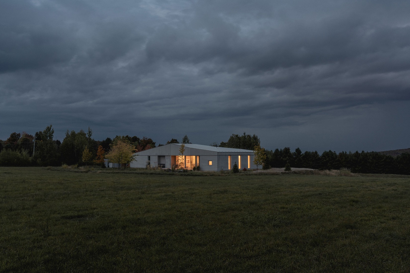 «Le Fenil» por _naturehumaine. Fotografía por Raphaël Thibodeau. 