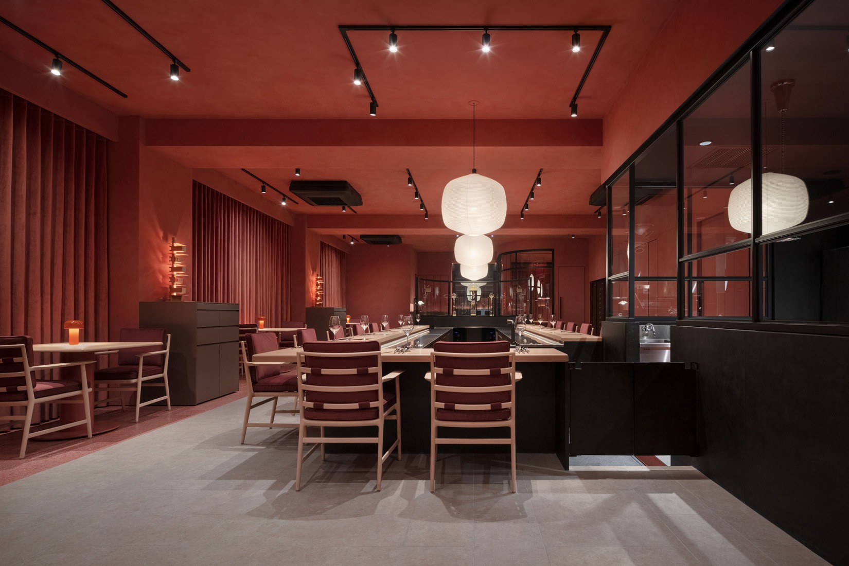 «HRMT Stage» por Nendo. Fotografía por Takumi Ota. 