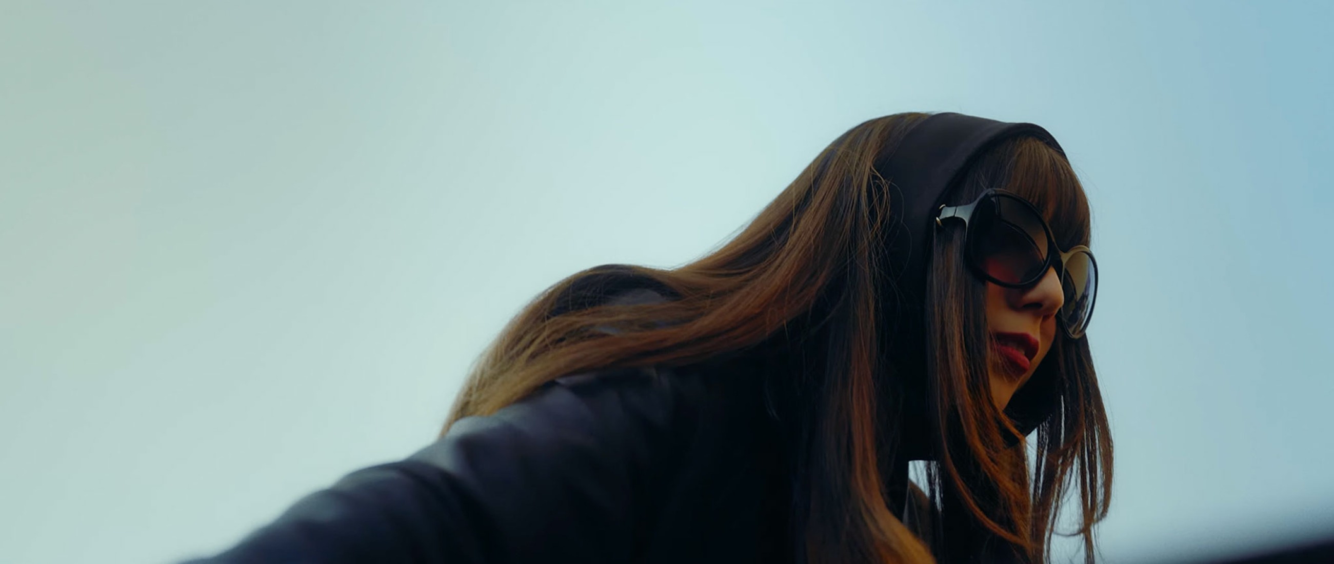 Un Beso by Nicoletta Spinelli, Adanowsky.