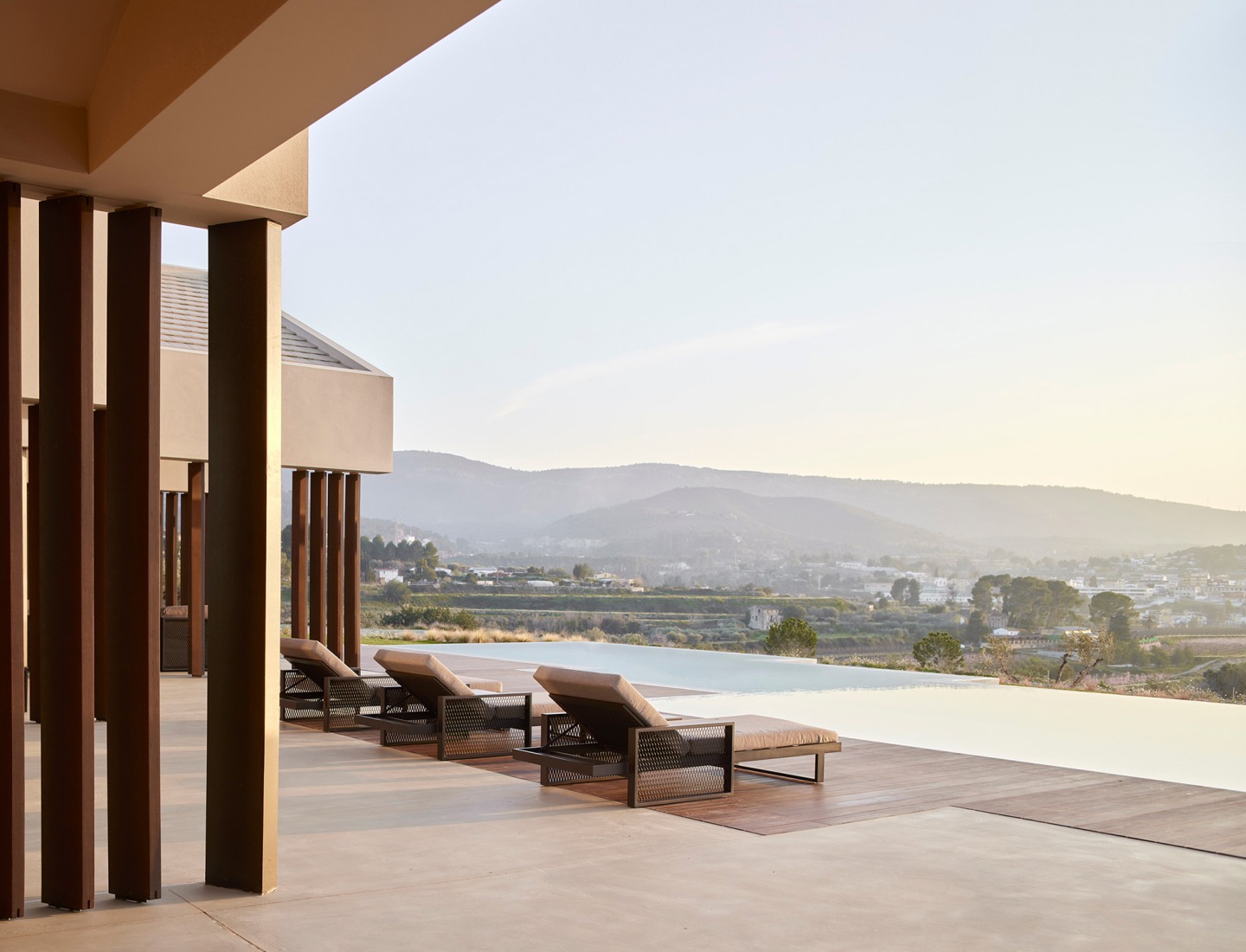 "Clos de la Vila" by Ramón Esteve. Photograph by Mariela Apollonio.