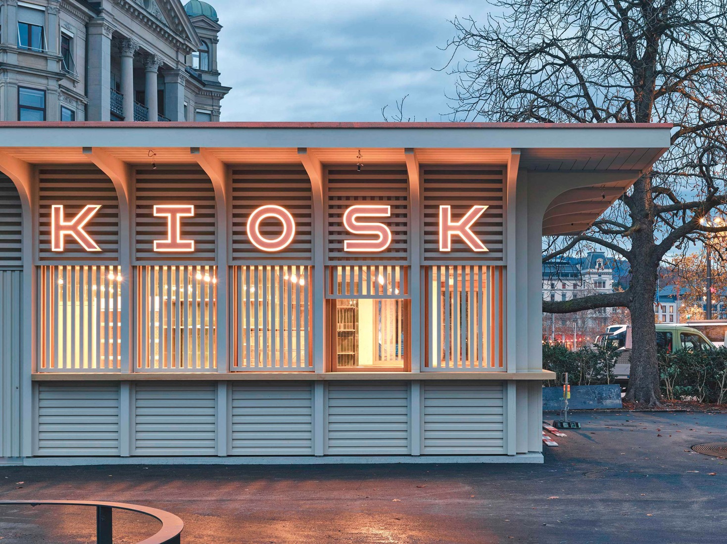 Kiosk in Bürkliplatz by Schmid Ziörjen Architects. Photograph by Lukas Murer.