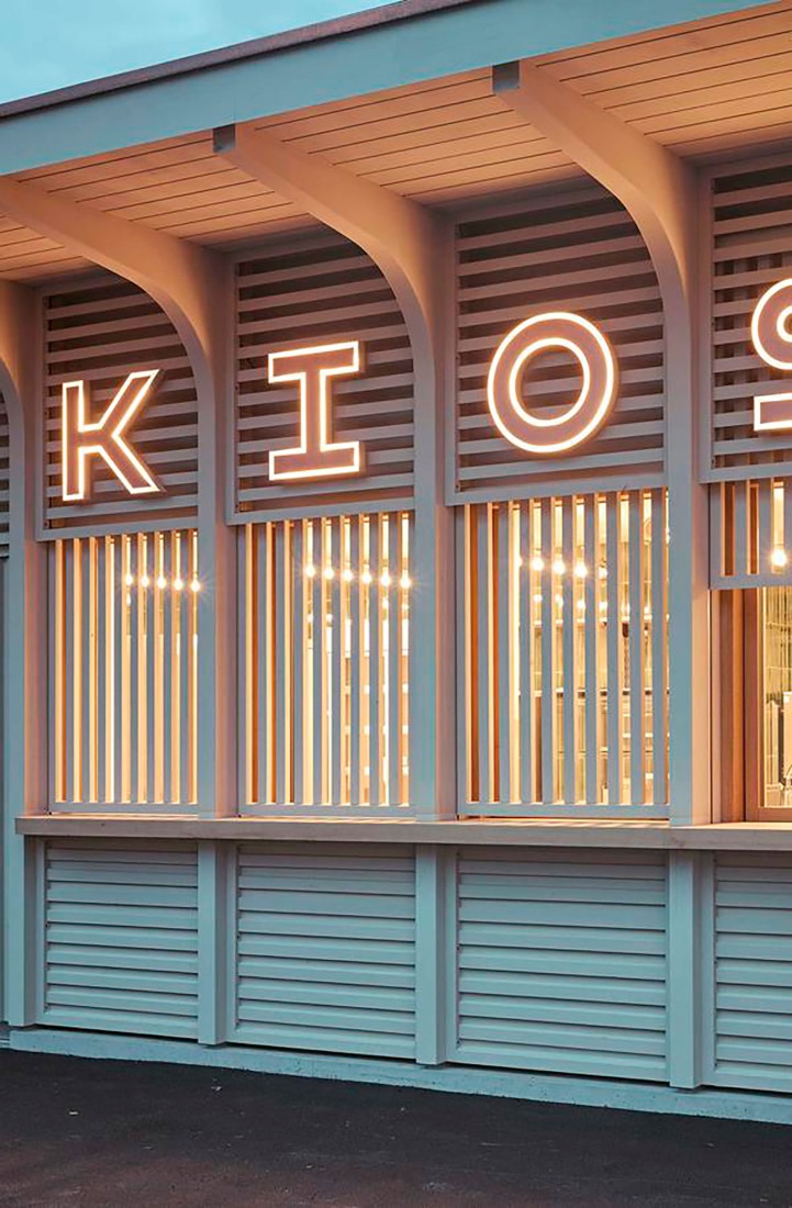 Kiosk in Bürkliplatz by Schmid Ziörjen Architects. Photograph by Lukas Murer.