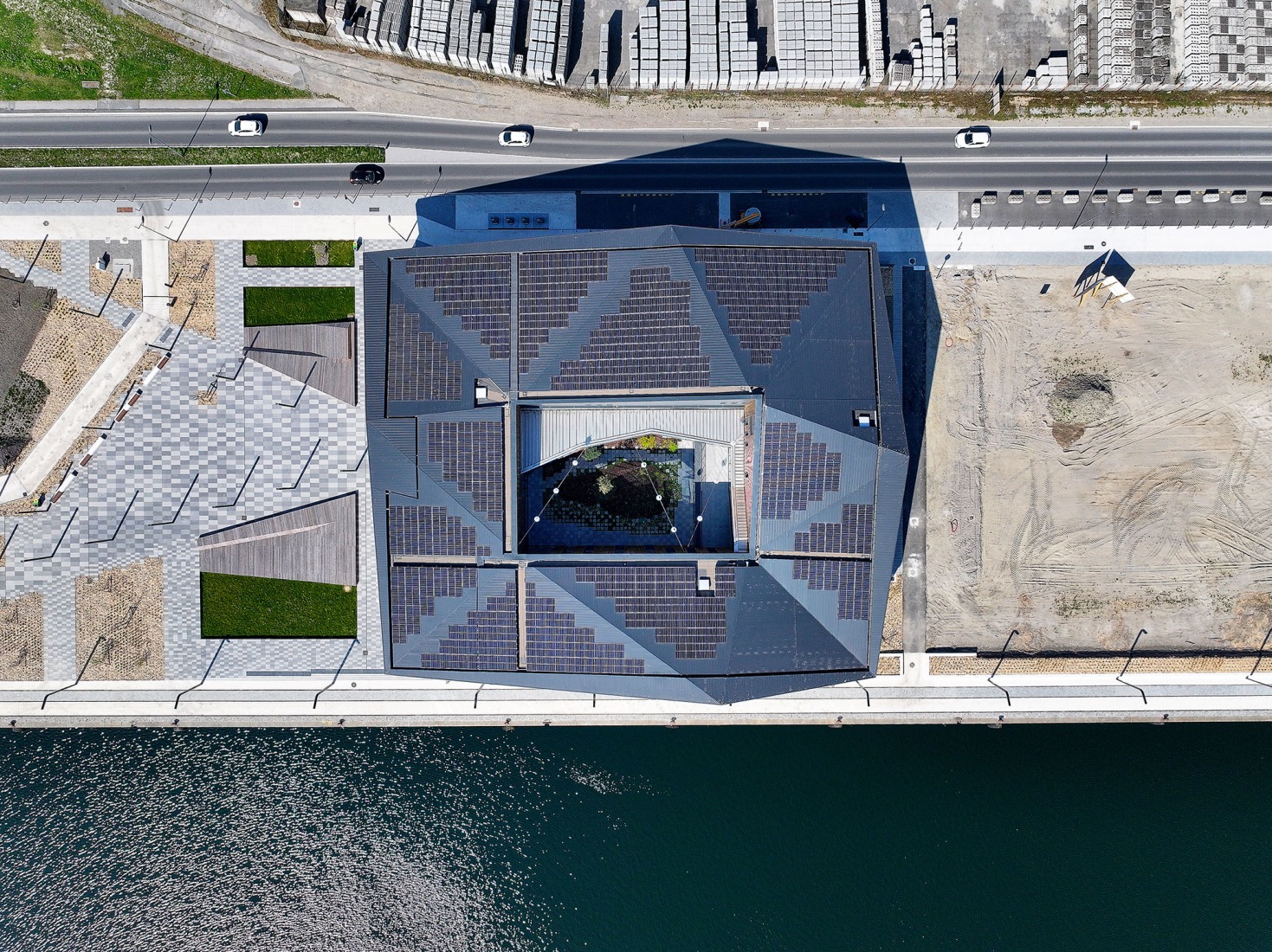 Ecosystème D por Snøhetta. Fotografía por Nicolas Fussler.