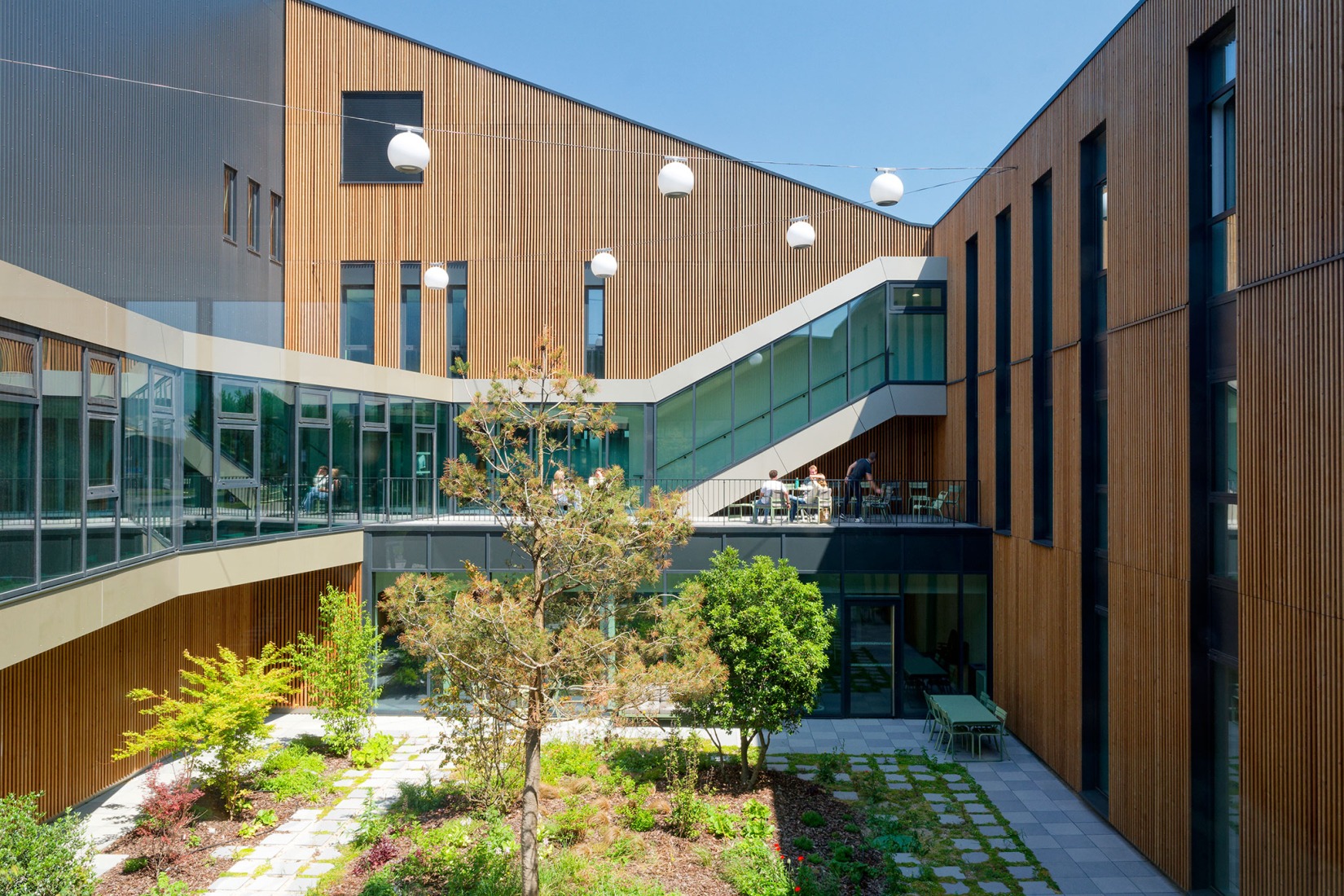 Ecosystème D por Snøhetta. Fotografía por Nicolas Fussler.