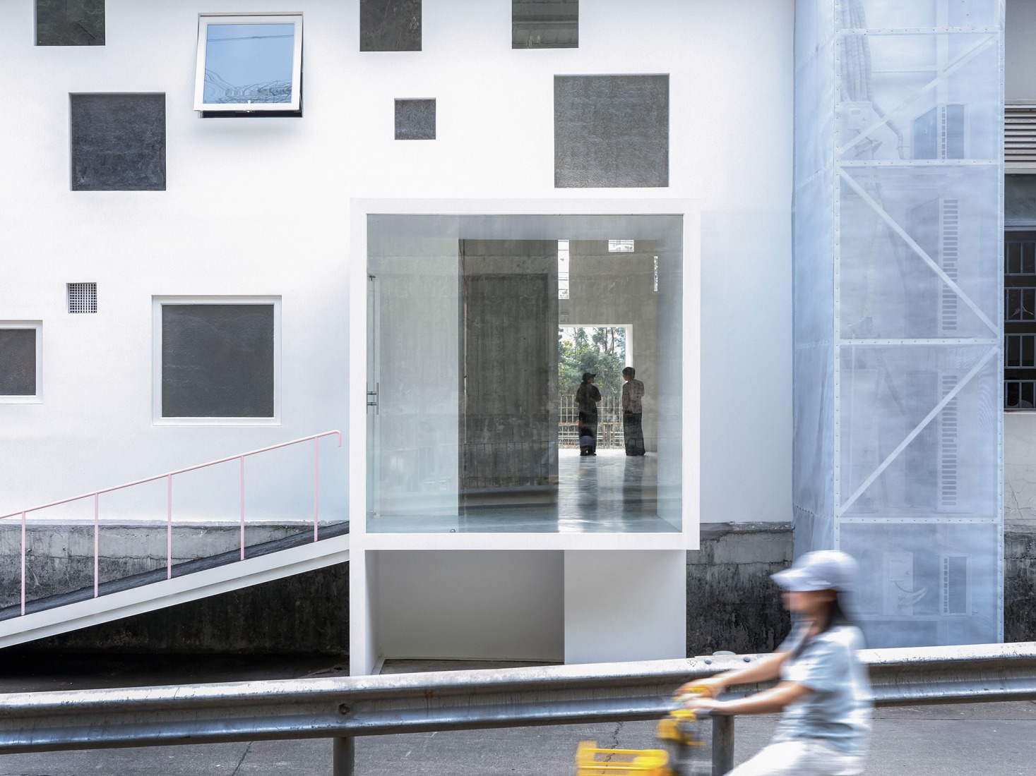 "Apelron Contemporary" by Aether Architects + Archigress. Photograph by Zhang Chao.