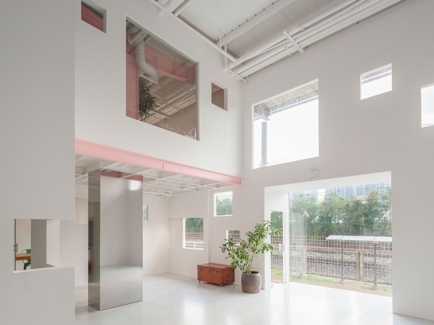 "Apelron Contemporary" by Aether Architects + Archigress. Photograph by Zhang Chao.
