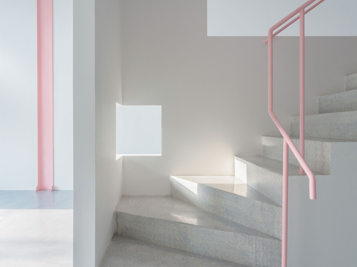 "Apelron Contemporary" by Aether Architects + Archigress. Photograph by Zhang Chao.