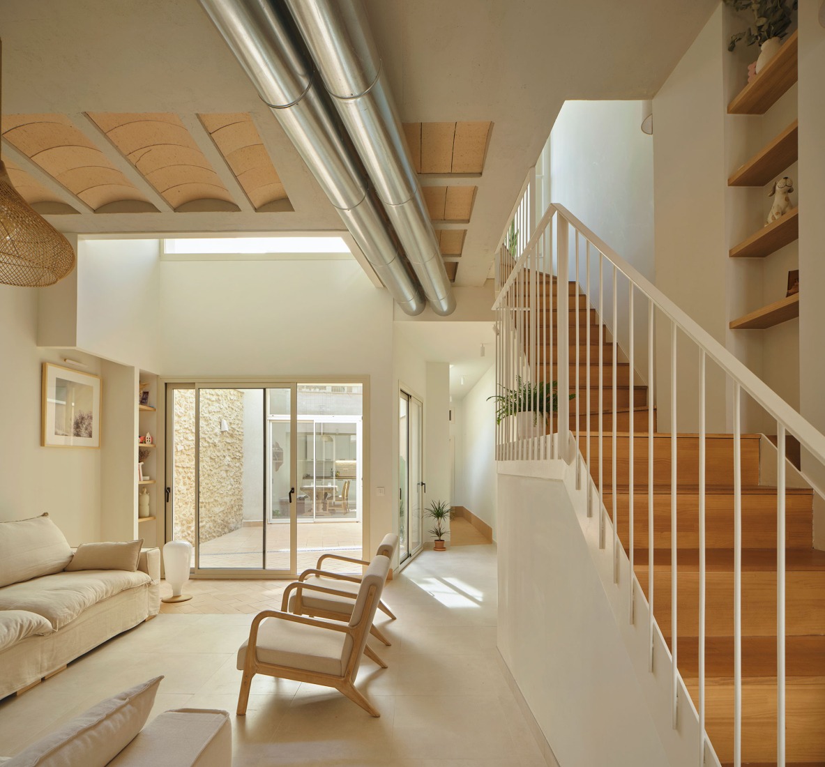 «Casa per a piano i violí» por ENDALT + Josep Eixerés. Fotografía por David Zarzoso.