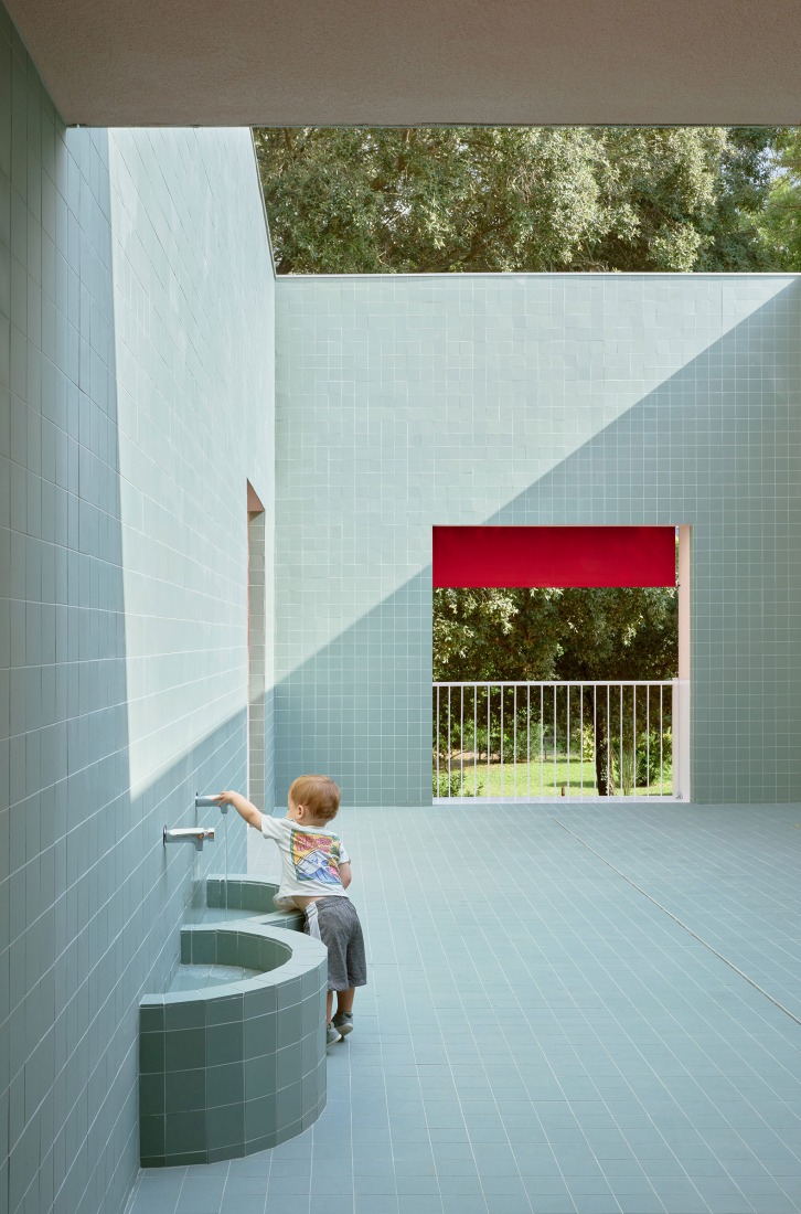 Guardería «Casa Nostra» por Sarquella Torres + Marc Riera. Fotografía por José Hevia.