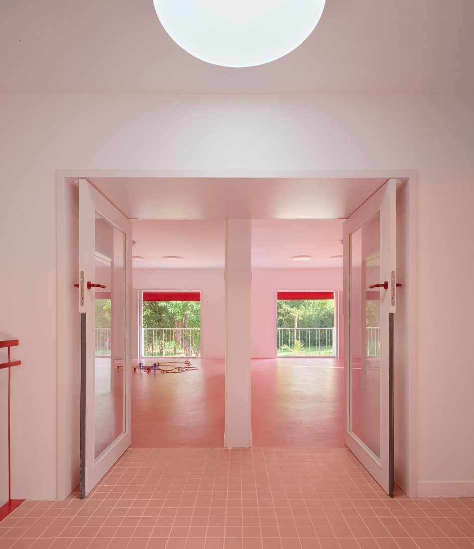 Guardería «Casa Nostra» por Sarquella Torres + Marc Riera. Fotografía por José Hevia.
