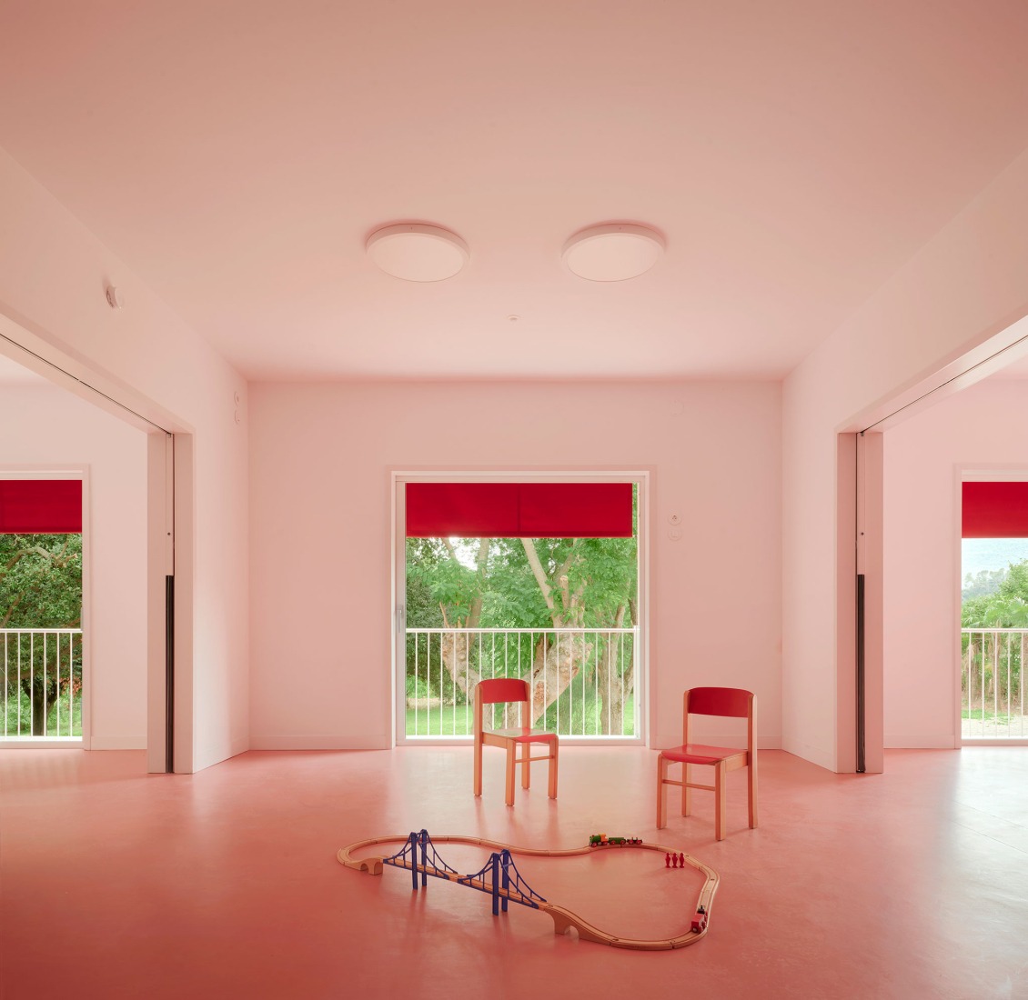 Guardería «Casa Nostra» por Sarquella Torres + Marc Riera. Fotografía por José Hevia.