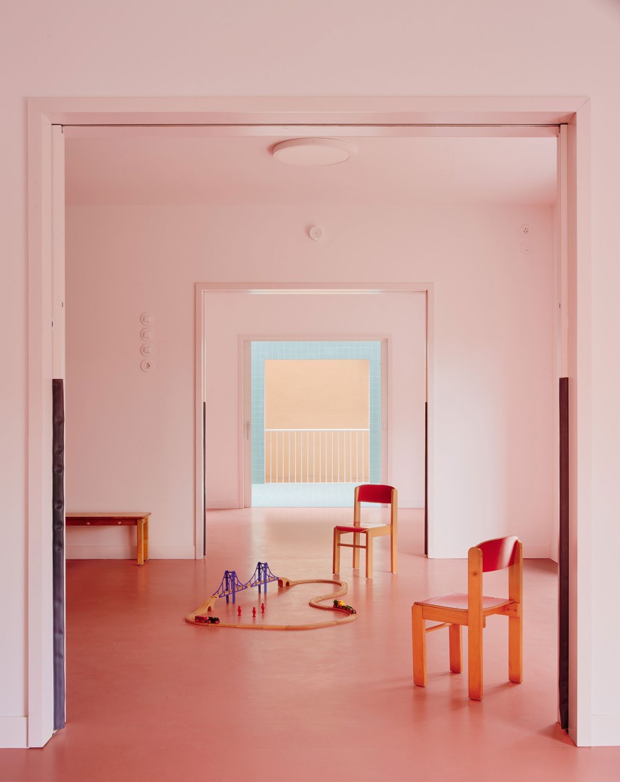 Guardería «Casa Nostra» por Sarquella Torres + Marc Riera. Fotografía por José Hevia.