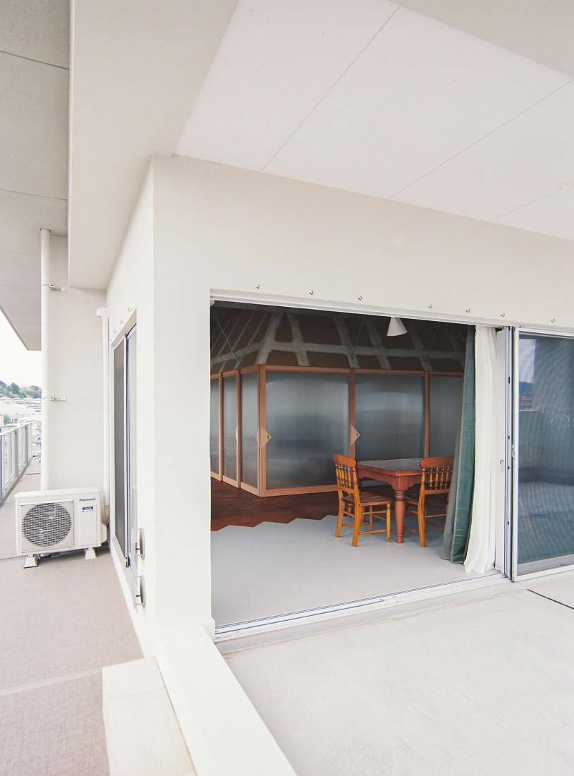 Nakano House by KUMA & ELSA. Photograph by Shohei Kuma.