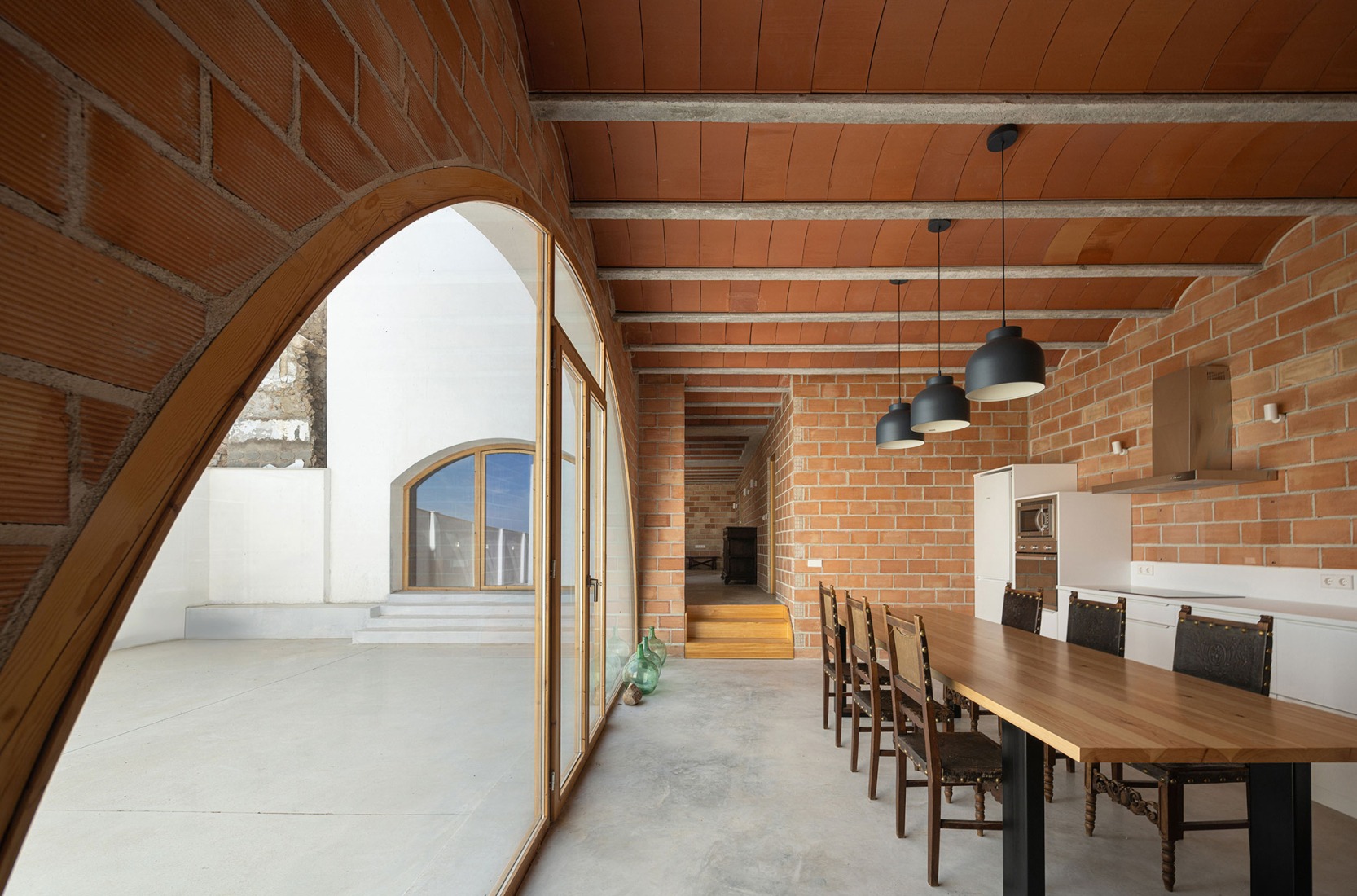 Cortijo El Pardillo by LAH arquitectura. Photograph by Juanan Barros.
