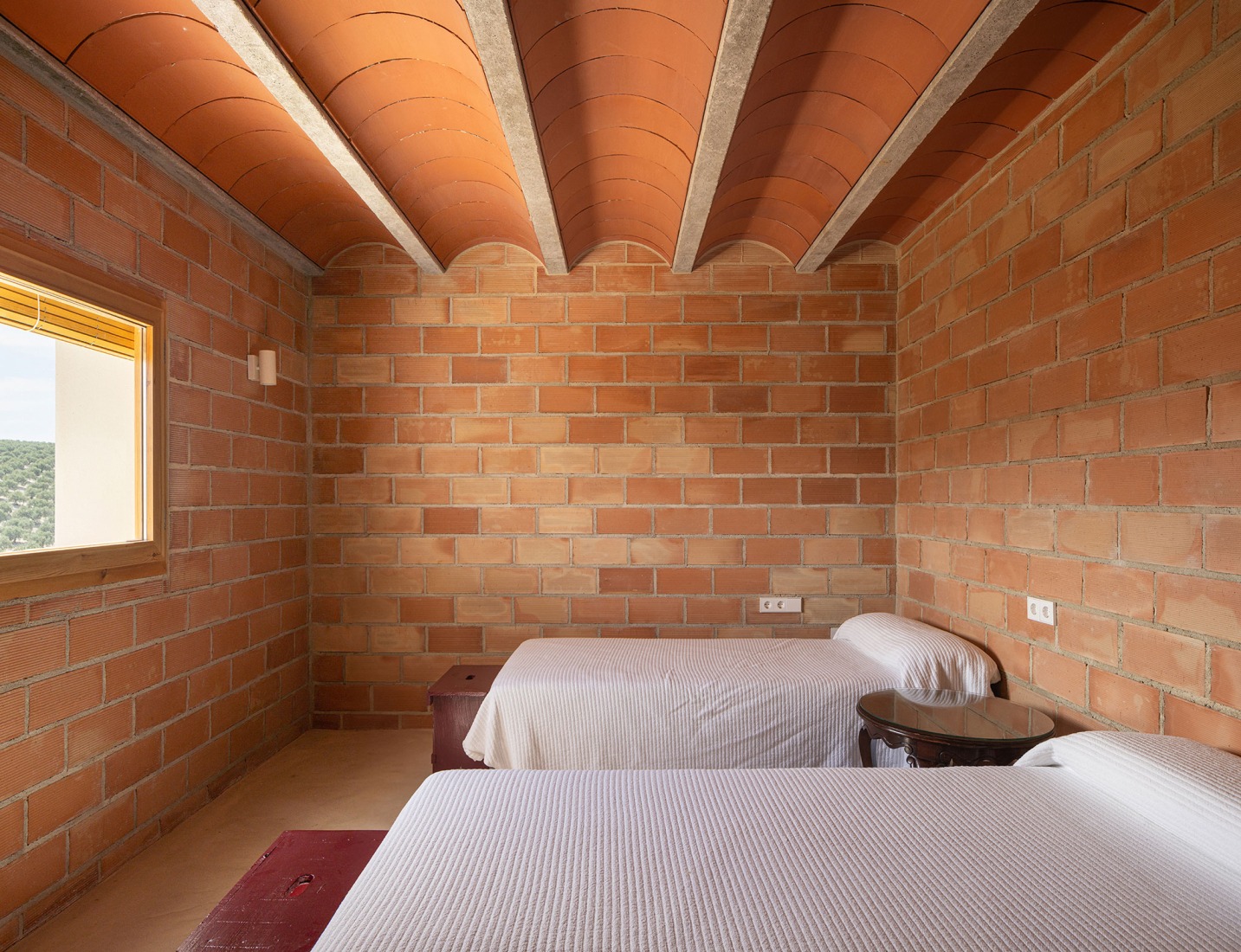 Cortijo El Pardillo by LAH arquitectura. Photograph by Juanan Barros.