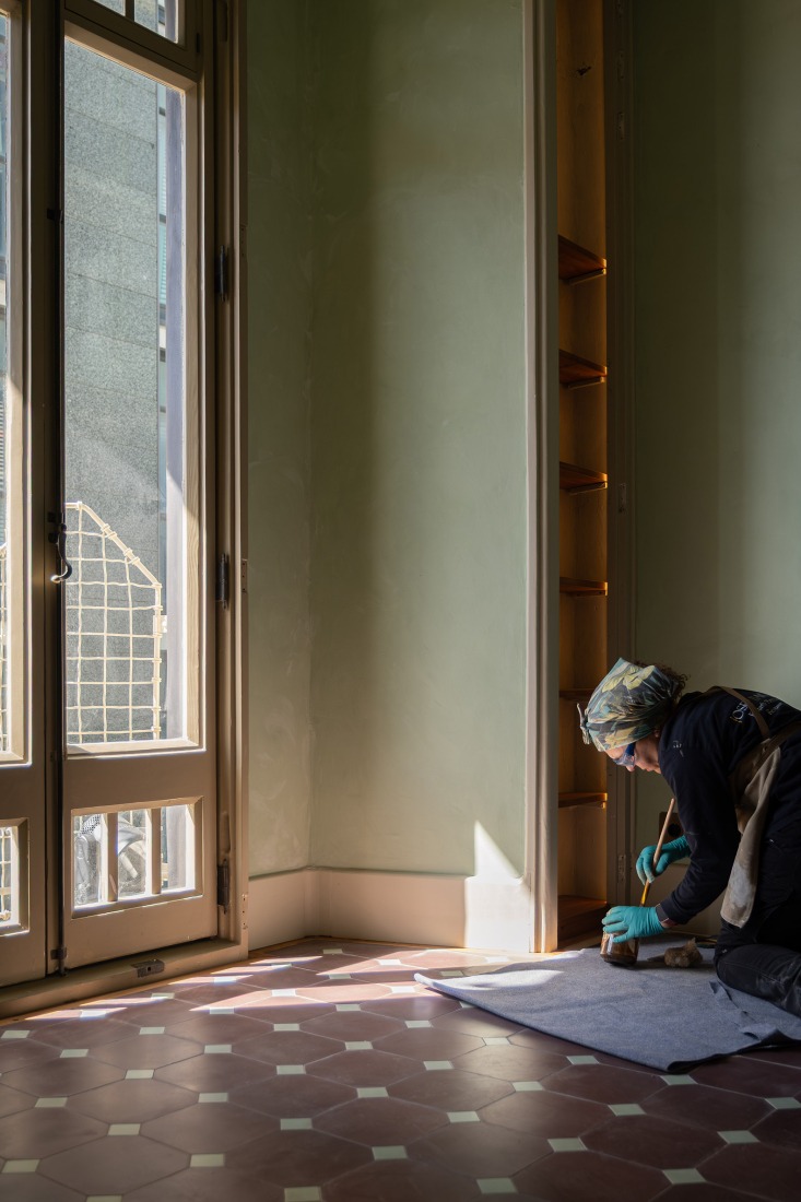 La Tercera Planta de la Casa Batlló: restauración de la última vivienda habitada por OTTO Studio, Xavier Villanueva. Fotografía por Victoria Gasseuy.