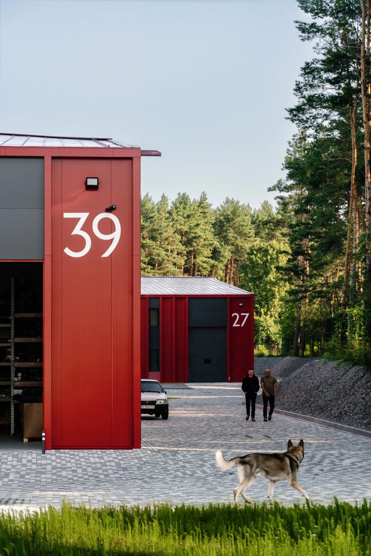 Prostir Business Hub by Aranchii Architects. Photograph by Alik Usik.