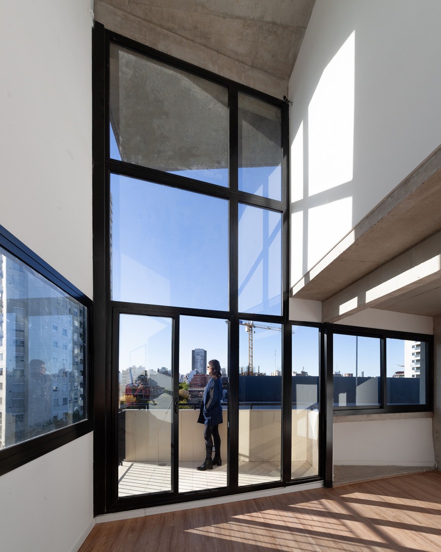 Edificio BLOCK por Ariel Jacubovich Oficina de Arquitectura. Fotografía por Ivan Breyter.