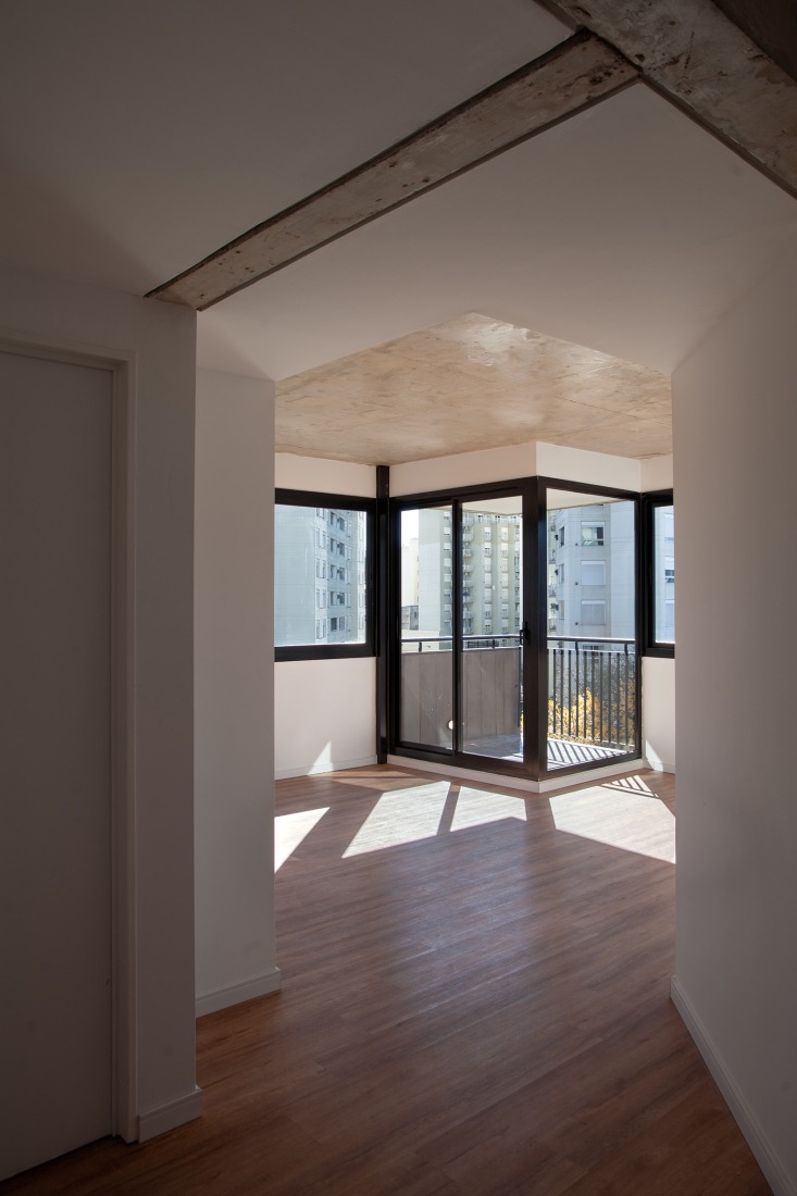Edificio BLOCK por Ariel Jacubovich Oficina de Arquitectura. Fotografía por Ivan Breyter.