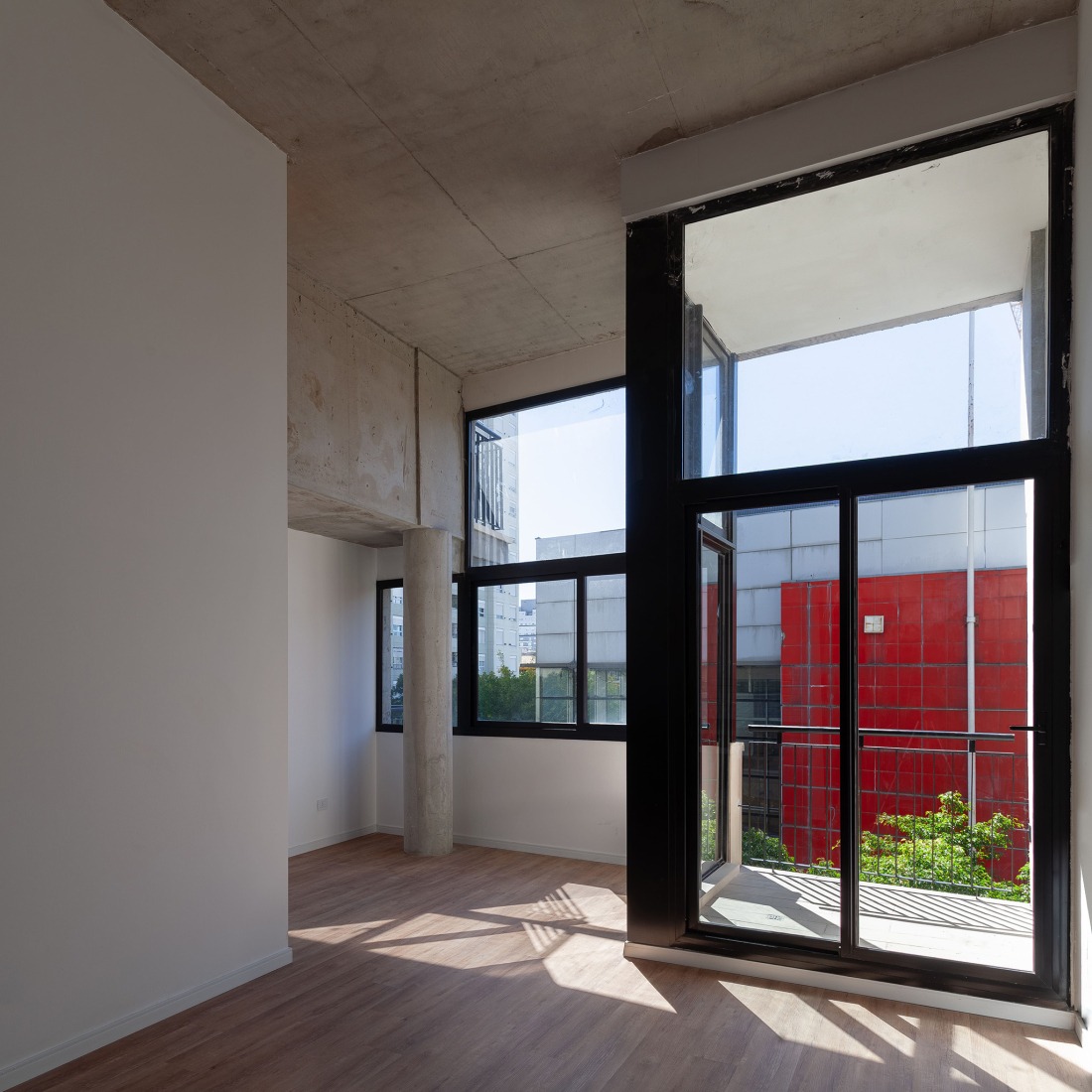 Edificio BLOCK por Ariel Jacubovich Oficina de Arquitectura. Fotografía por Ivan Breyter.