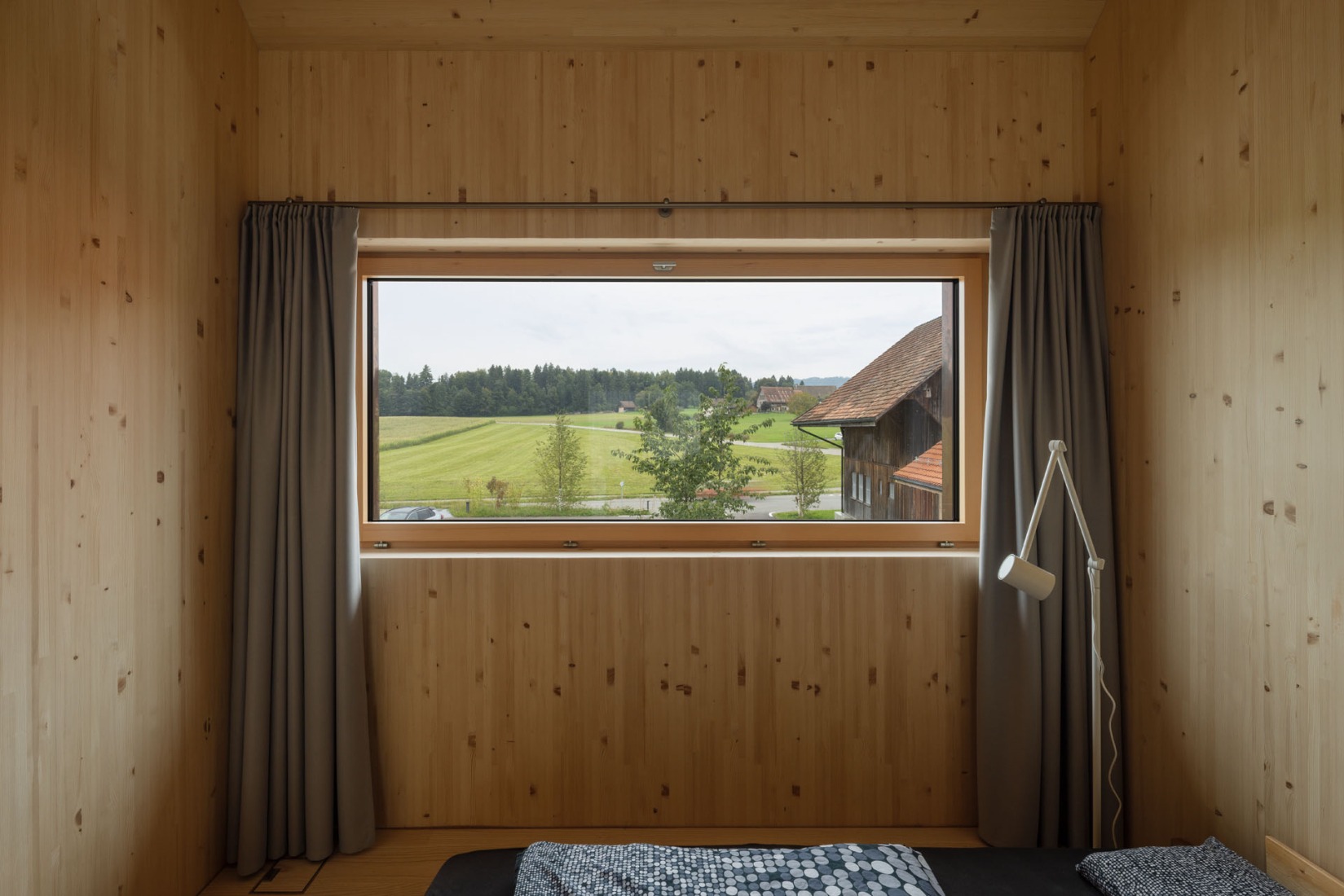 Casas pequeñas Kappel am Albis por Atelier Kempe Thill. Fotografía por Ulrich Schwarz.