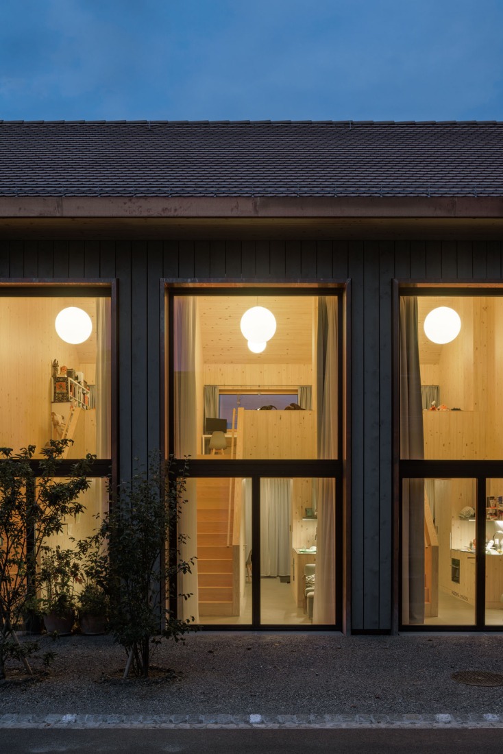 Casas pequeñas Kappel am Albis por Atelier Kempe Thill. Fotografía por Ulrich Schwarz.