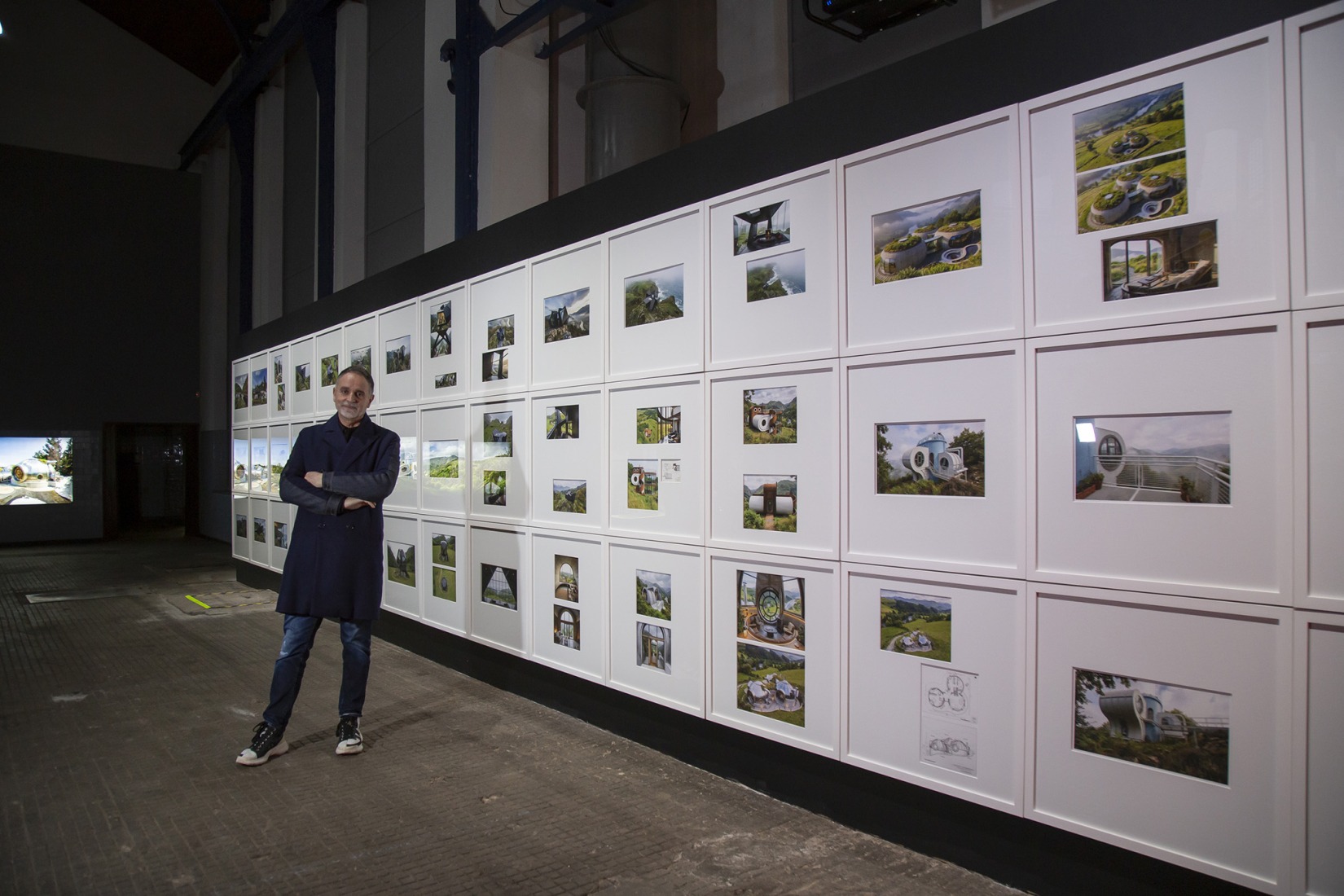 Exposición «La revuelta y la nieve» por Dionisio González. Fotografía por De la Puente fotoespacio. Cortesía de LEV Festival.